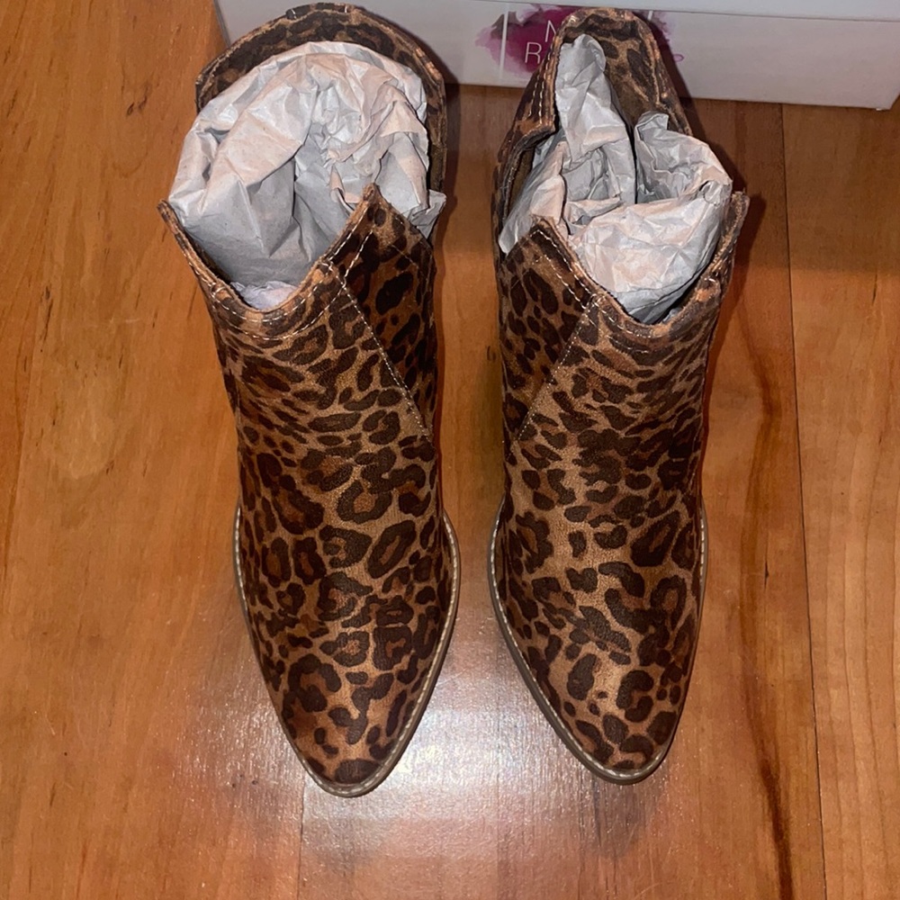 NOT RATED Tarim Leopard Booties - Picture 2 of 5